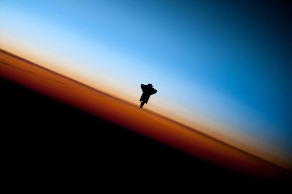 Countdown: 10 Amazing Space Shuttle Photos